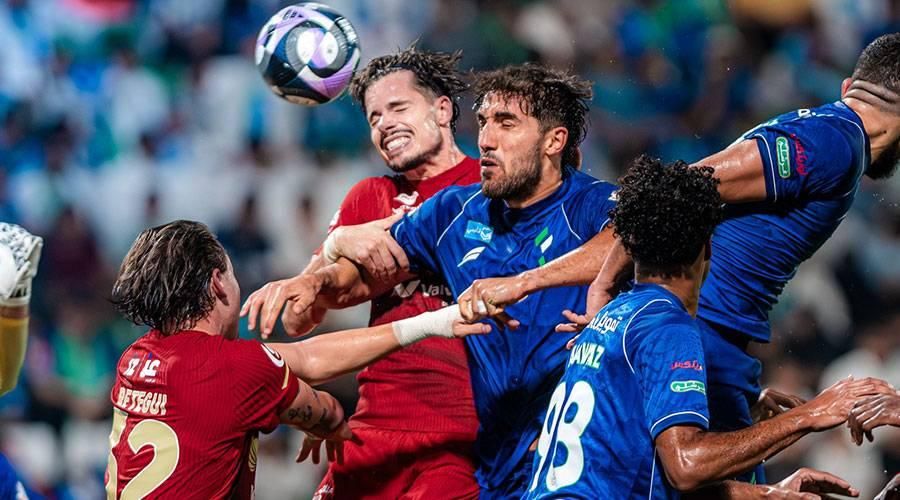 الفتح السعودي مستاء من الأخطاء التحكيمية