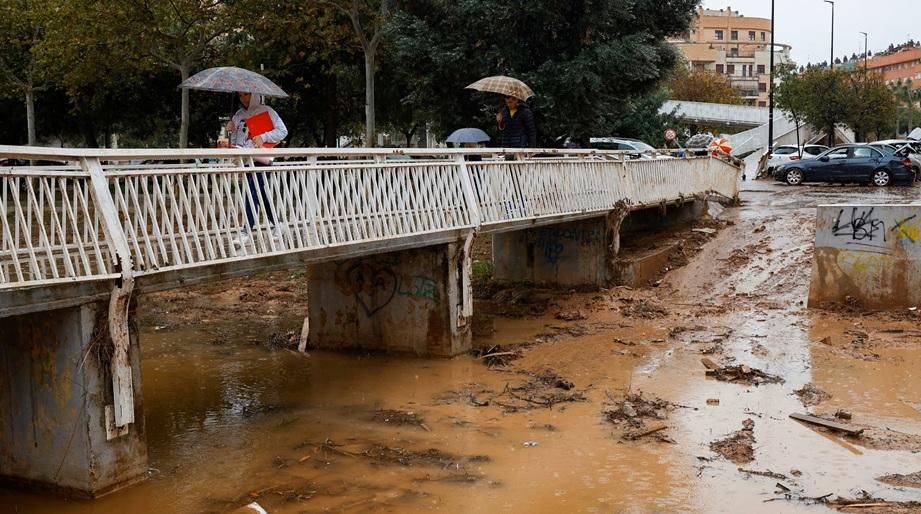 إنذار من فيضانات في فالنسيا مع توقع هطول أمطار غزيرة