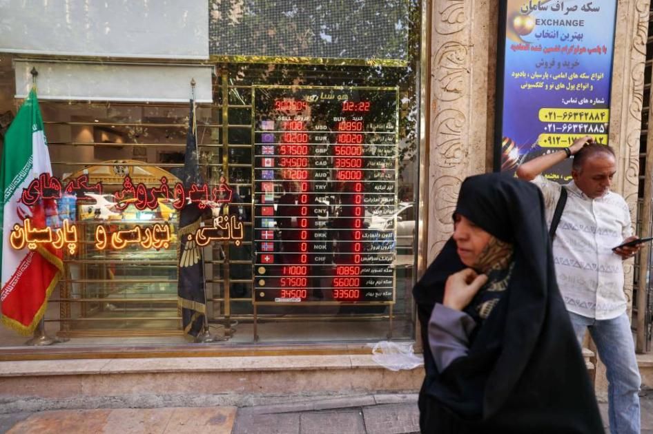إيران تتوعد بـ «رد حازم ومناسب» بعد إعادة فرض العقوبات الأممية