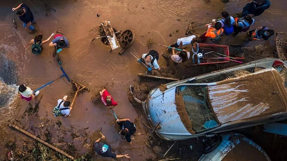 عاصفة «غابرييلا» تضرب إسبانيا.. السيول تُغرق الشوارع وعمليات إنقاذ عاجلة