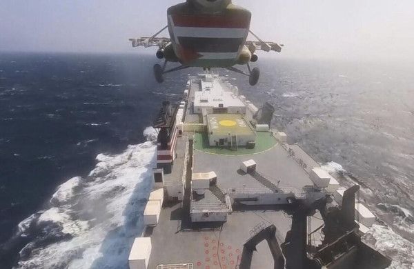 الحوثيون يعلنون إنهاء الهدنة مع الولايات المتحدة