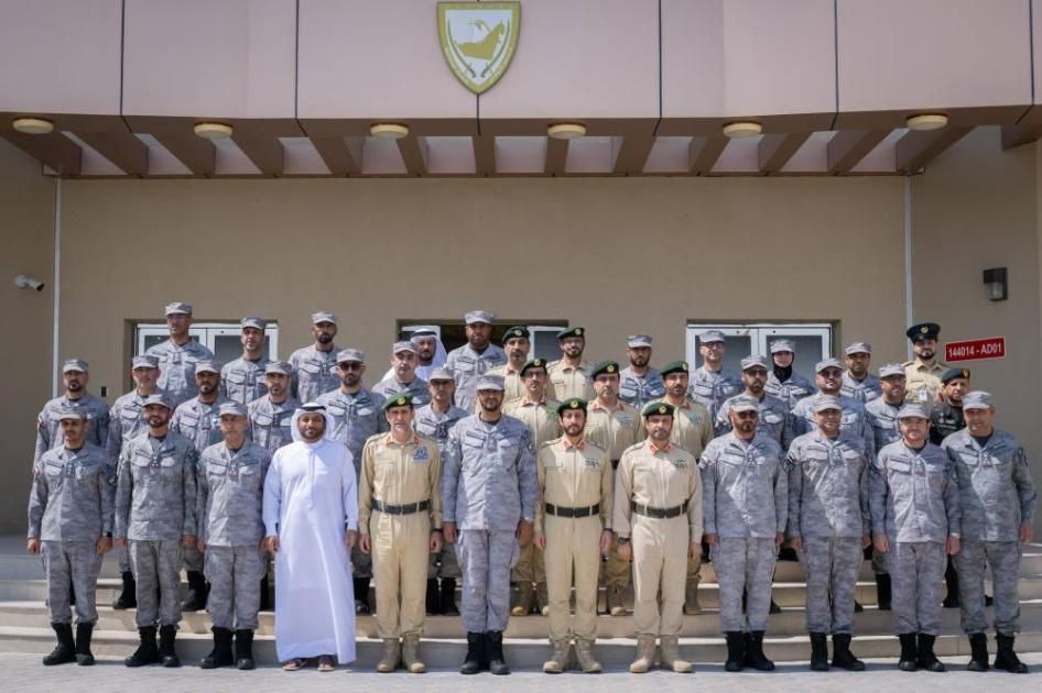 قائدا شرطة دبي والحرس الوطني يوقعان تفاهماً أمنياً