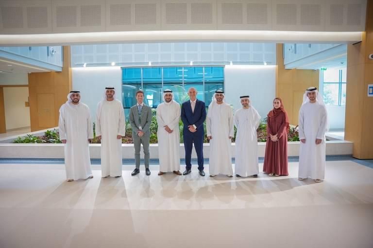 «الشارقة للأصول» تتفقد مدارس فكتوريا و«الفرنسية»