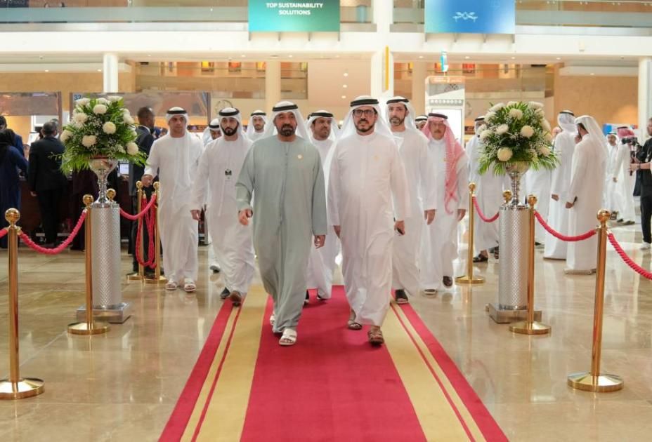 أحمد بن سعيد: قمة الاقتصاد الأخضر العالمية تؤكد محورية دور دبي