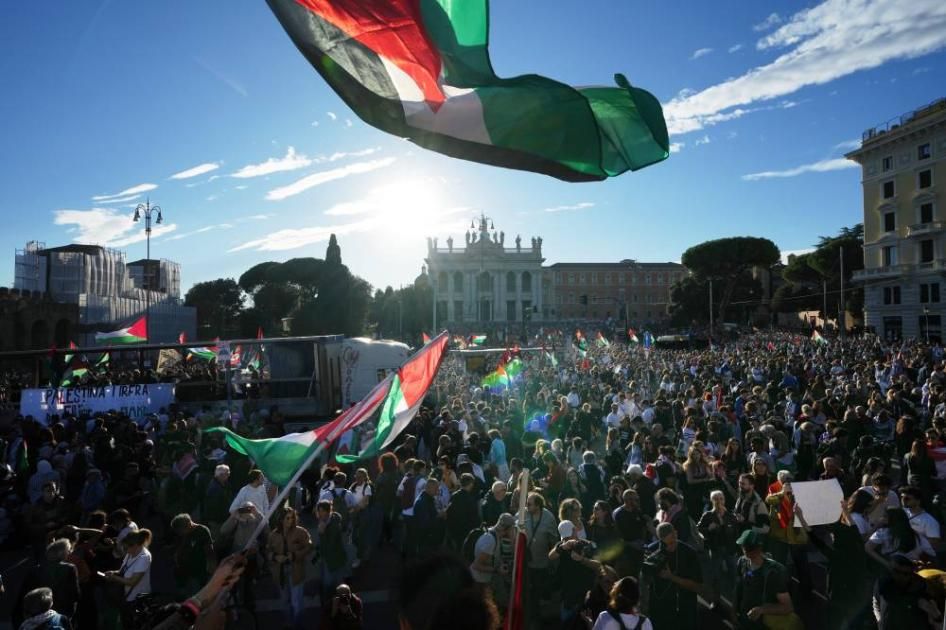 250 ألفاً يتظاهرون في روما دعماً للفلسطينيين