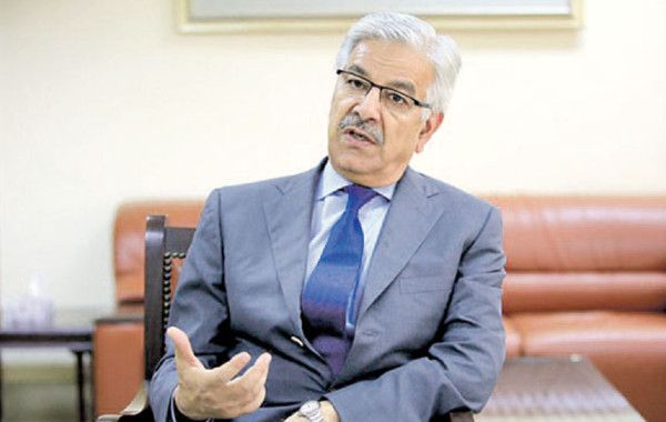 وزير الدفاع الباكستاني يهدد الهند: "ستُدفن تحت حطام طائراتها الحربية"