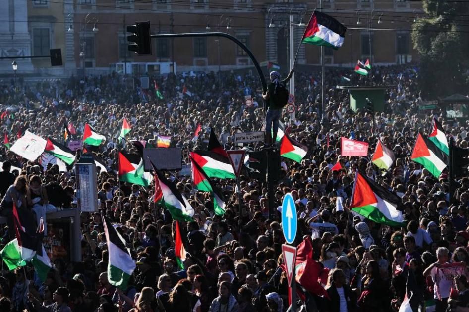 مليونية حاشدة في روما تهتف: الحرية لفلسطين.. أوقفوا الإبادة