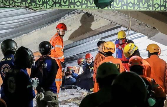 وفاة جميع العمال المفقودين في كارثة منجم بإندونيسيا