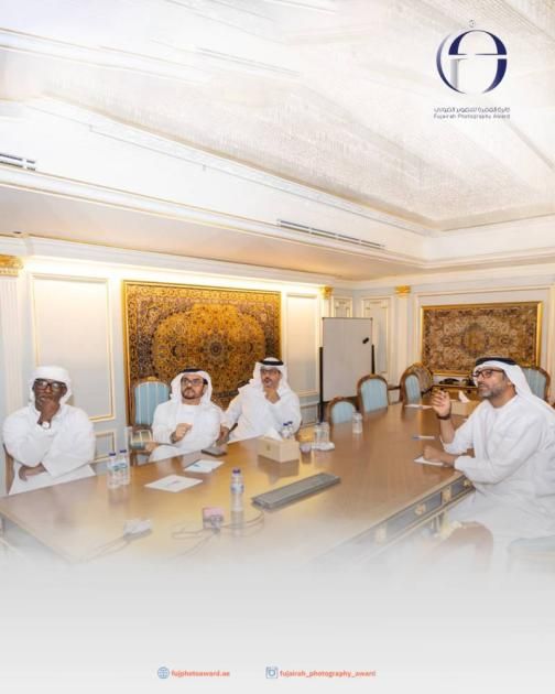 تقييم 780 مشاركة في جائزة الفجيرة للتصوير