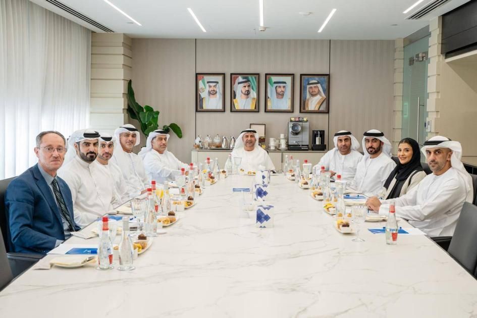 اتحاد الإمارات لرياضة الموانع يعقد اجتماعه الأول