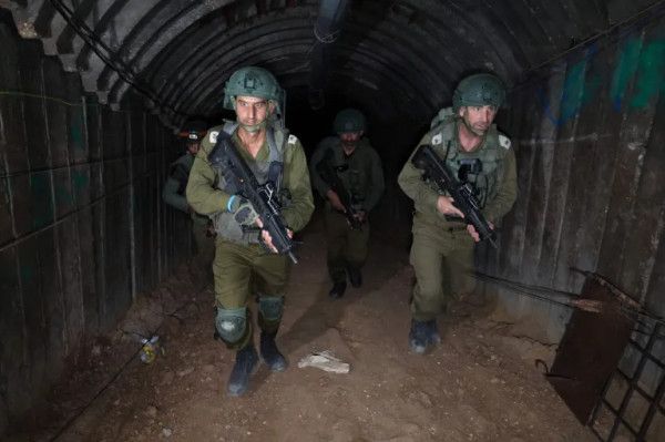 (يديعوت أحرونوت): إسرائيل تقرّ تشكيل قوة دولية للبحث عن الأسرى المفقودين في غزة