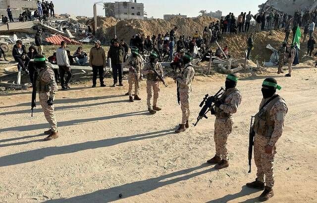 حماس تتحفظ على فيتو إسرائيل على قوائم الأسرى وتطالب باتفاق مكتوب
