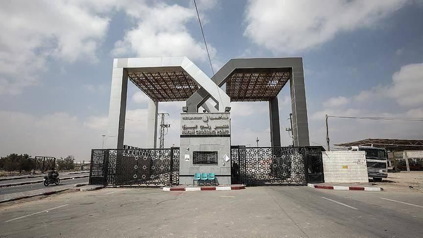 إسرائيل تقرر عدم فتح معبر رفح رداً على تأخر تسليم رفات الرهائن الإسرائيليين