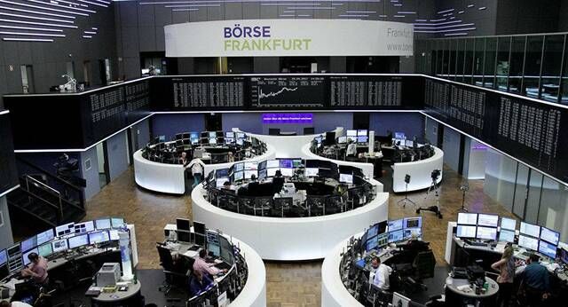 الأسواق الأوروبية تقترب من أدنى مستوياتها في أسبوعين