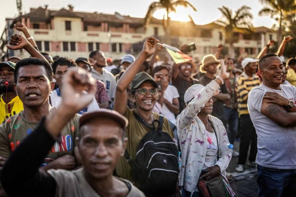 الغموض يكتنف مصير راجولينا مع تصاعد الاحتجاجات في مدغشقر