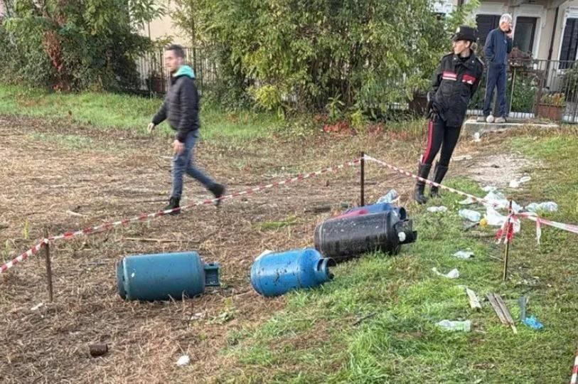 مقتل 3 من عناصر الشرطة الإيطالية في انفجار مروع