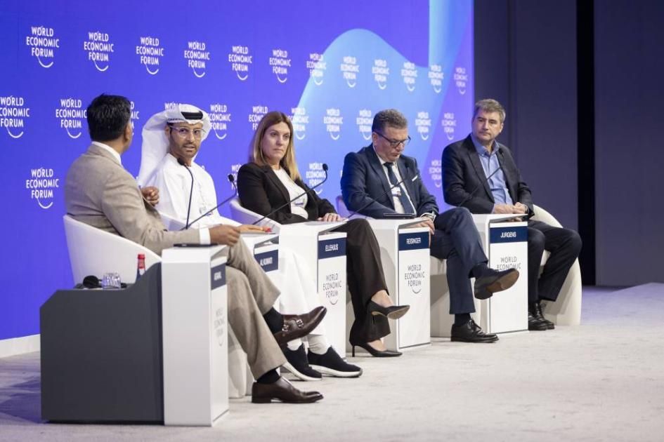 مسؤولون: صياغة قوانين تتصدى للاعتداءات السيبرانية