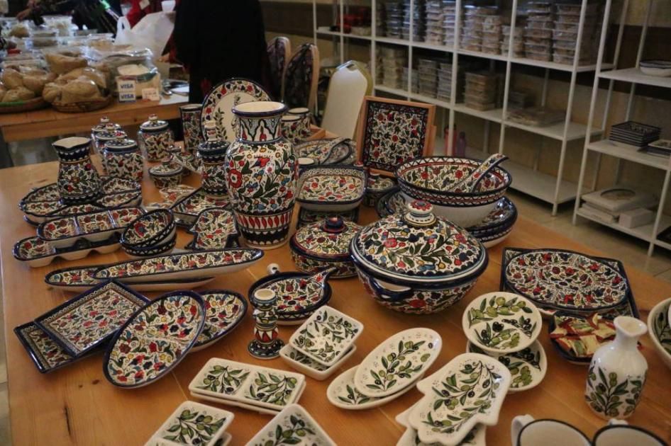 التراث الفلسطيني في «أرضي وثوبي» بالأردن
