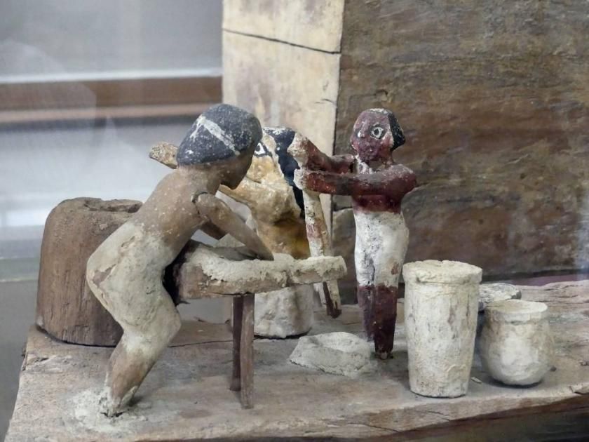 المخبوزات.. أقدم حرفة مصرية تعود إلى 5000 عام