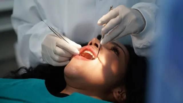 طباعة تيجان أسنان من «الزركونيا» خلال ساعات