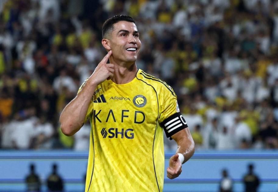 رونالدو الأعلى من حيث العوائد.. وميسي يتفوق بعقود الرعاية