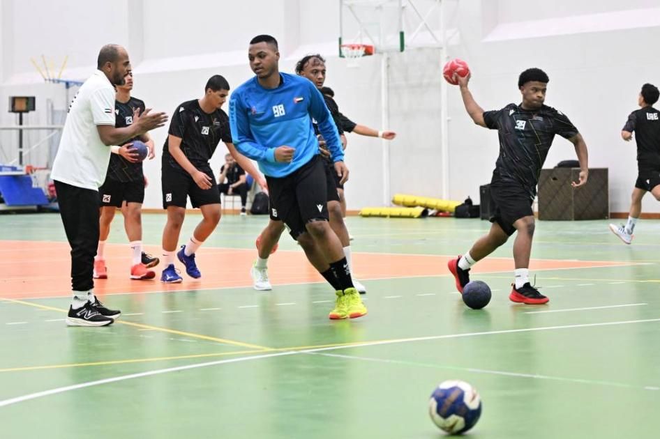 منتخب اليد يفتتح مشواره بالألعاب الآسيوية للشباب اليوم