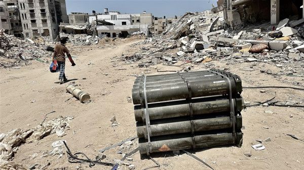 الدفاع المدني بغزة: 70 ألف طن من المواد غير المتفجرة تهدد سكان القطاع