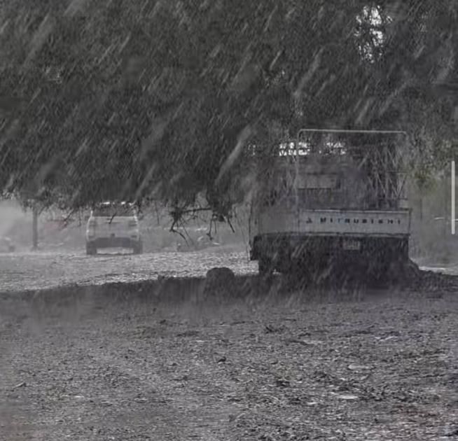 أمطار على مناطق متفرقة في الدولة