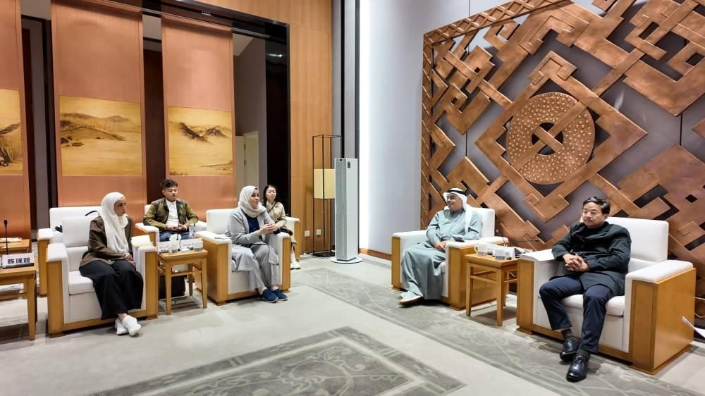 «الشارقة للتراث» يعزز التعاون مع متحف هونان الصيني
