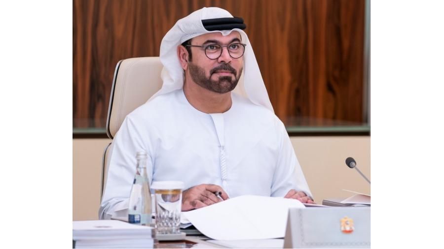 القرقاوي يطلق وقف تحدي القراءة العربي بـ 500 مليون درهم