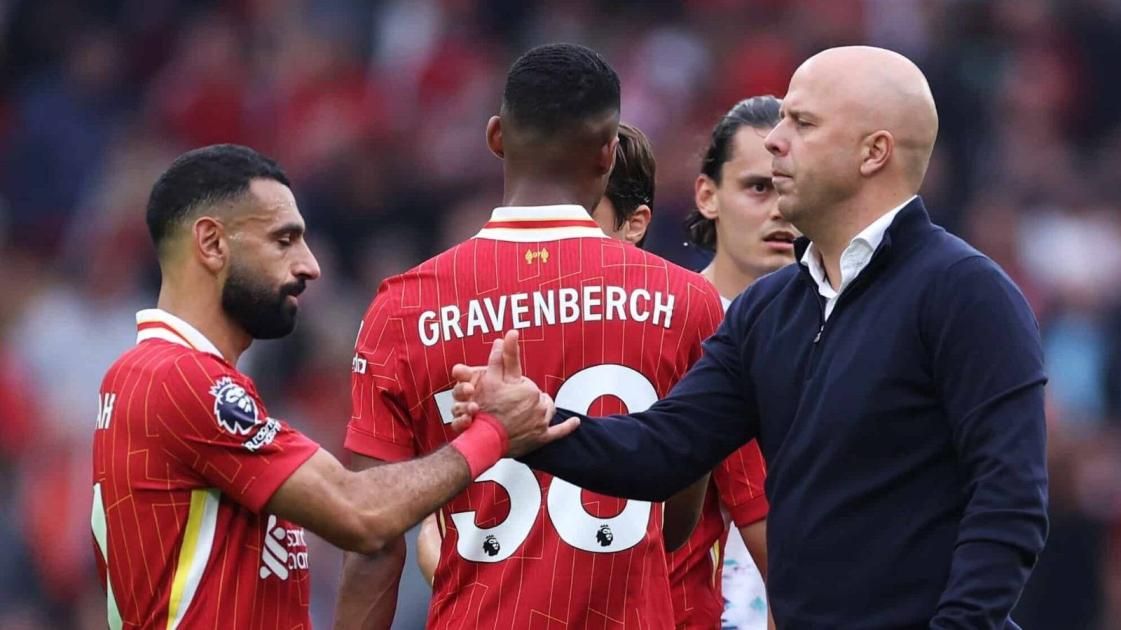 قبل مباراة ليفربول وبرينتفورد..ما هي الرسالة التي وجهها سلوت لمحمد صلاح؟