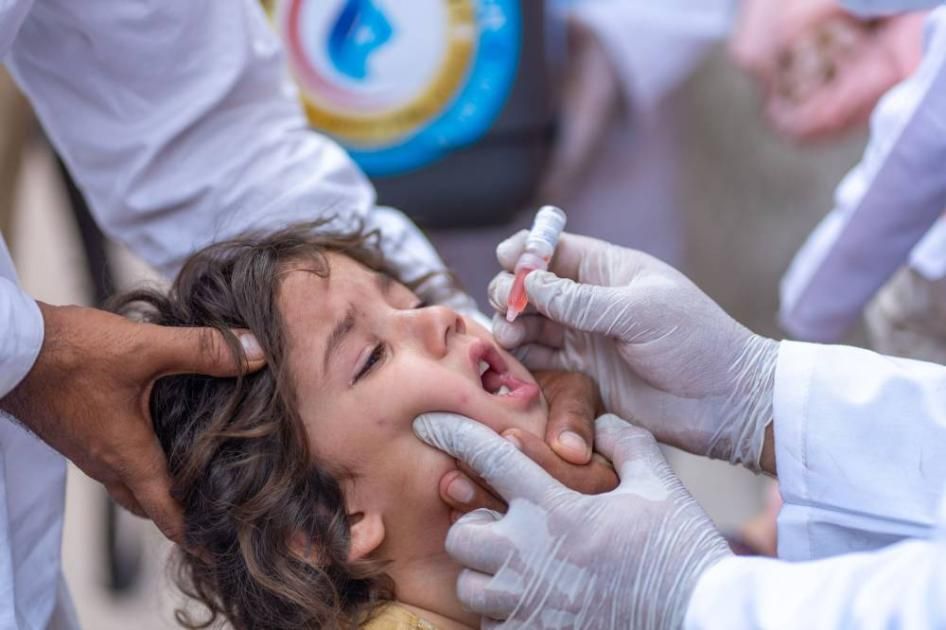 الإمارات.. جهد إنساني متواصل لاستئصال شلل الأطفال