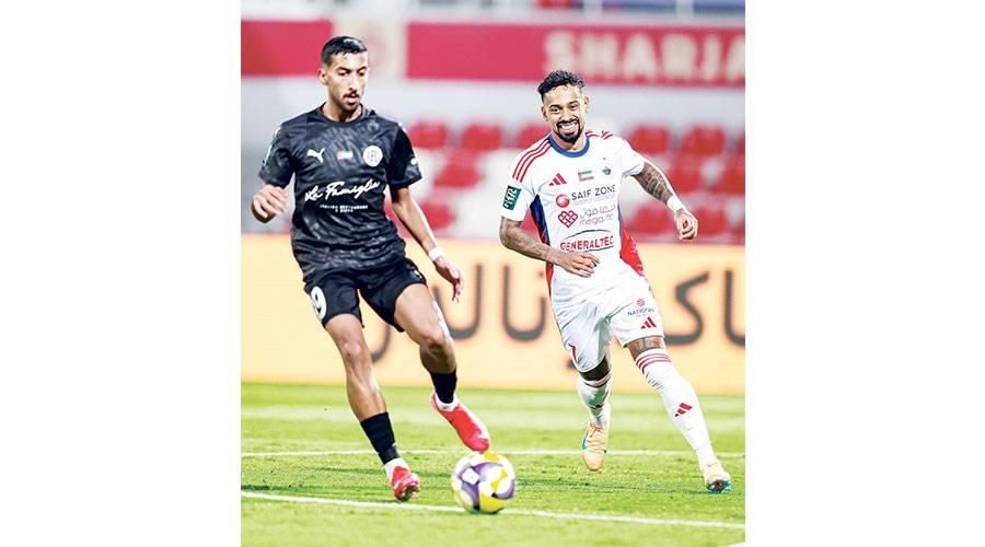 المدرب ميلوش يفقد الانسجام مع لاعبي الشارقة