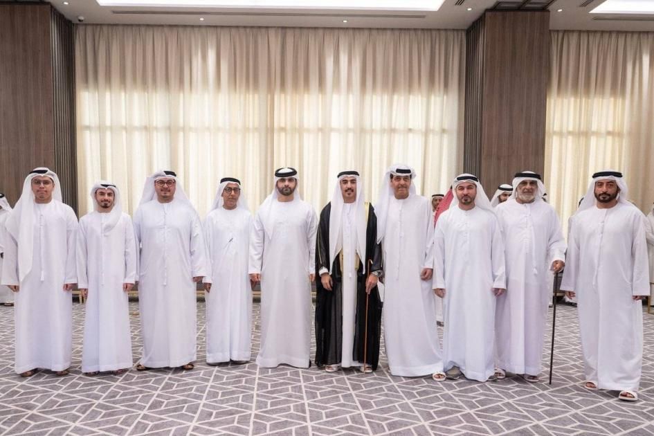 منصور بن محمد يشهد أفراح المرزوقي والحمادي