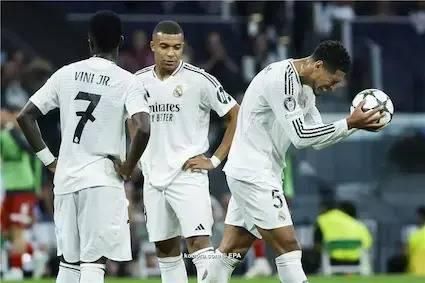 صحيفة: ريال مدريد تفوق على برشلونة بسلاح الدمار الشامل BMV