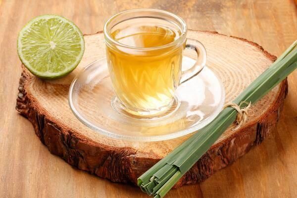 عشبة الليمون.. نكهة آسيوية برائحة منعشة