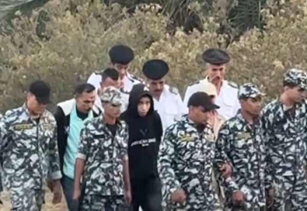 جريمة بشعة في مصر: طفل يقتل زميله ويأكل جزءًا من جثّته