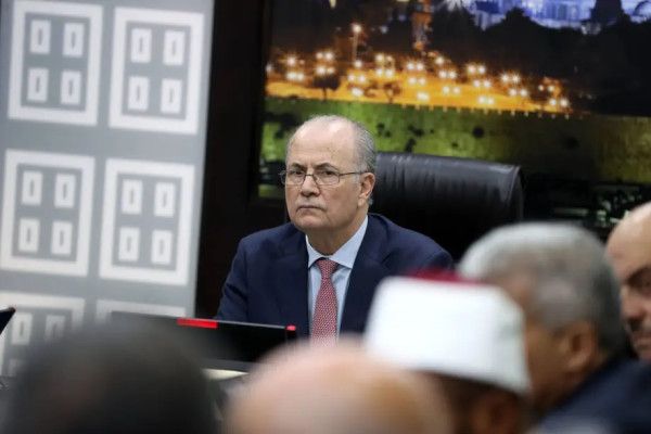 رئيس الوزراء الفلسطيني: على حماس توضيح موقفها حول السلاح
