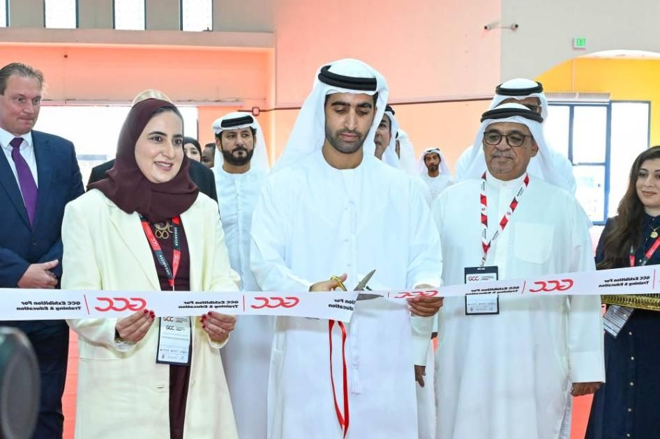 صقر بن سعود: التعليم الركيزة الأساسية لتحقيق التنمية