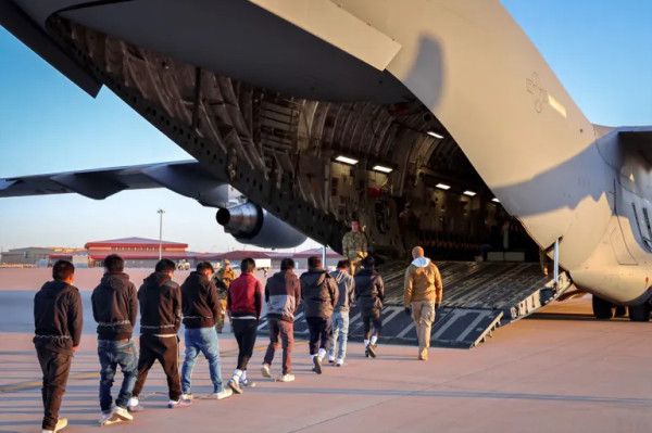 الولايات المتحدة ترحّل أكثر من نصف مليون مهاجر منذ بداية الولاية الثانية لترامب