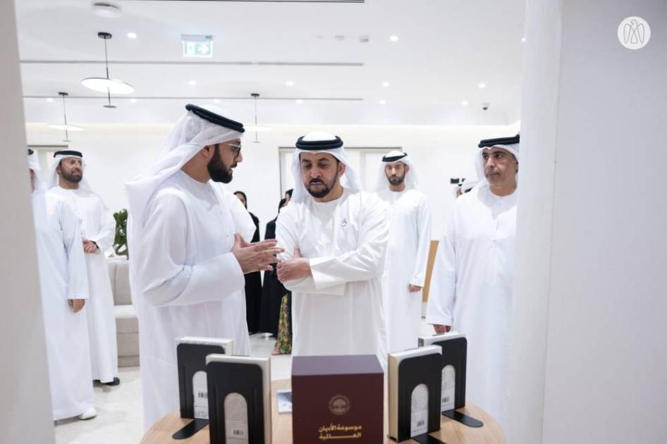 حمدان بن زايد يفتتح فرع جامعة محمد بن زايد للعلوم الإنسانية في منطقة الظفرة