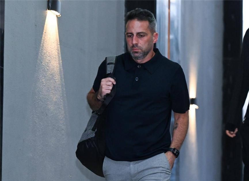 قبل معركة السوبر.. الزمالك يستقر على الإطاحة بـ«فيريرا»