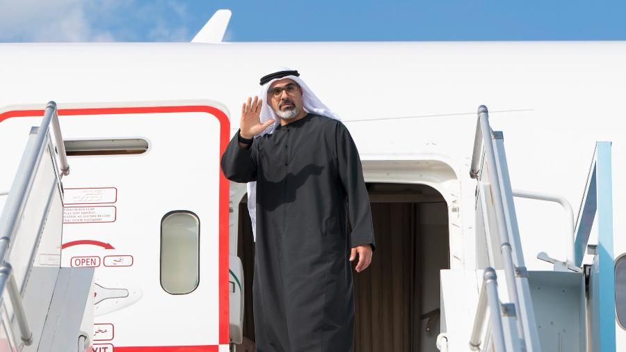 خالد بن محمد بن زايد يغادر كوريا بعد المشاركة في أعمال منتدى «APEC»