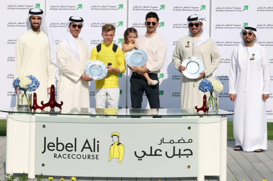 ثلاثية لخيول أحمد بن راشد في افتتاح موسم مضمار جبل علي