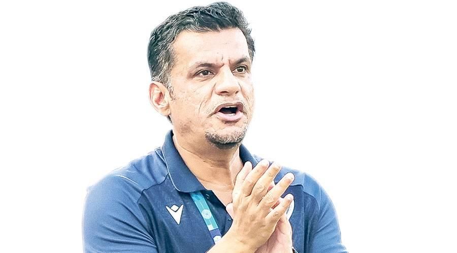 خورفكان يحبط «الإمبراطور» للمباراة الثالثة