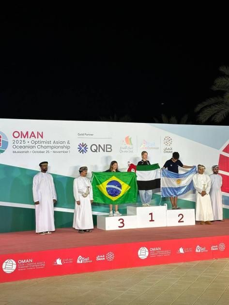 ذهبية لمنتخب الشراع في بطولة آسيا للأوبتمست