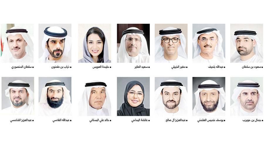 مسؤولون: يوم العلم يجسّد تلاحم القيادة والشعب في مشهد مهيب