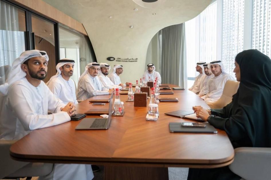 منصور بن محمد يعتمد جائزة محمد بن راشد العالمية للرياضة