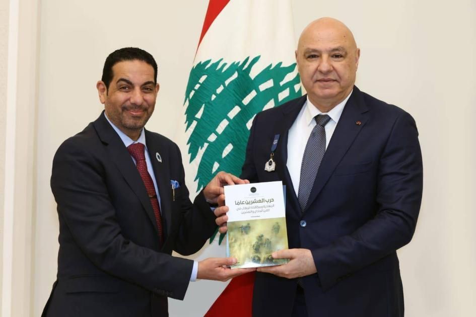 الرئيس اللبناني يستقبل وفد مركز «تريندز»