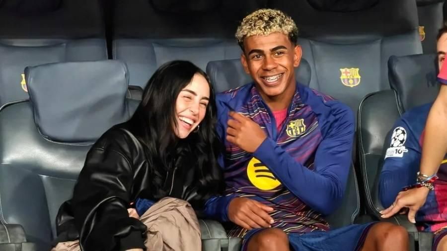 نيكول تنفي خيانة يامال.. ومؤثرة إيطالية تطارد نجم نابولي
